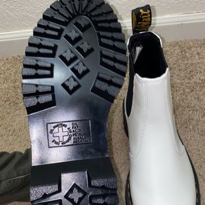 2976 SMOOTH LEATHER PLATFORM CHELSEA BOOTS